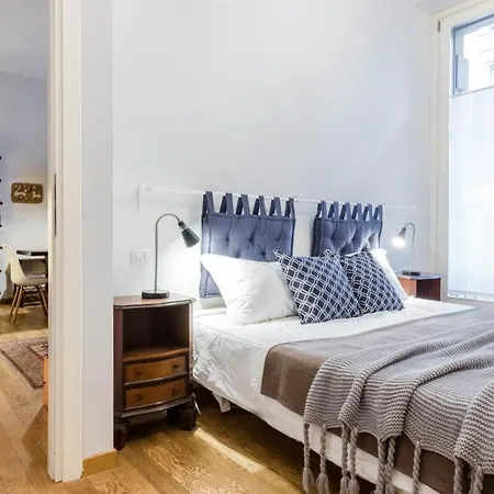 Joivy For 6 With Big Terrace In Centro Storico * Mediolan