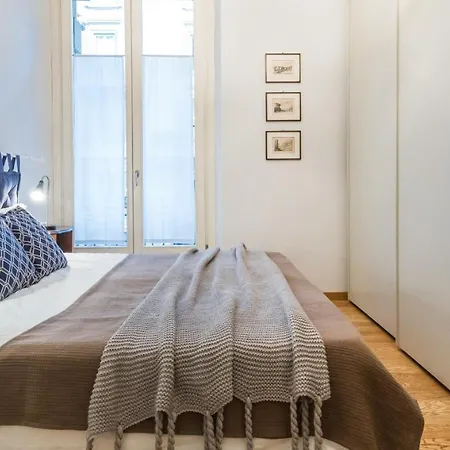 Joivy For 6 With Big Terrace In Centro Storico Apartament Mediolan
