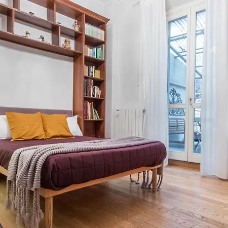 Joivy For 6 With Big Terrace In Centro Storico * Milano