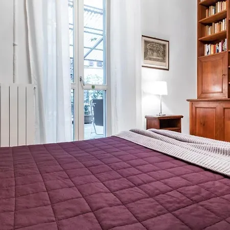 Joivy For 6 With Big Terrace In Centro Storico * Milano